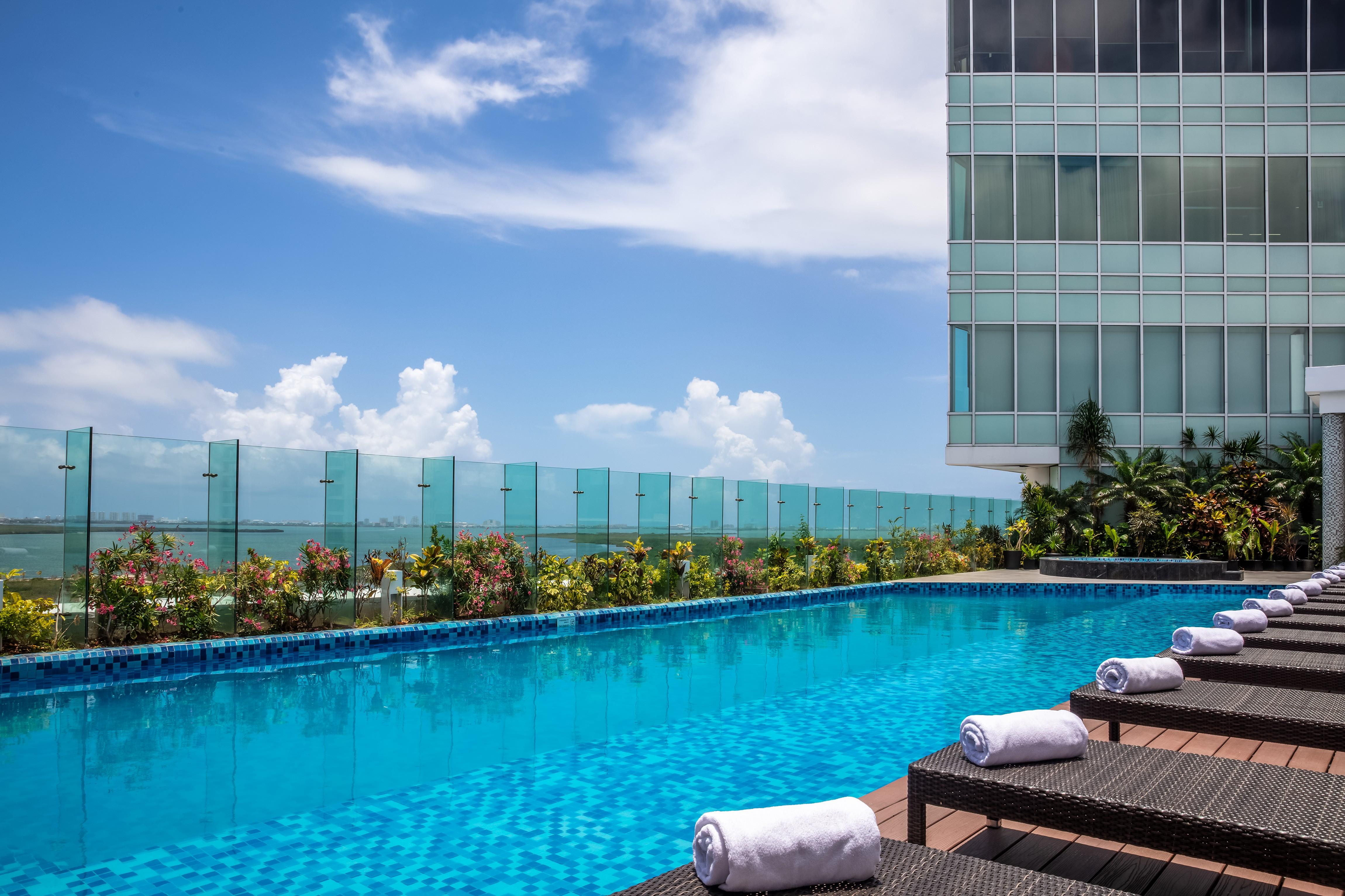 Fiesta Inn Cancun Las Americas Luaran gambar