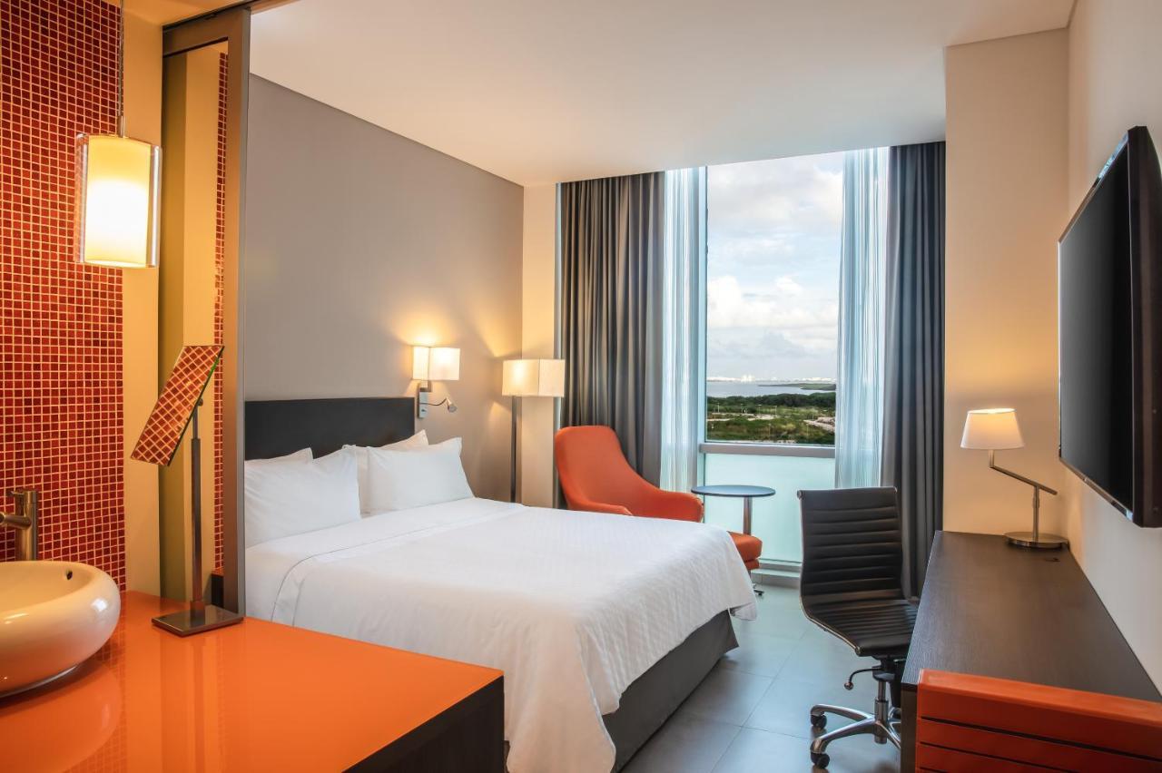 Fiesta Inn Cancun Las Americas Luaran gambar