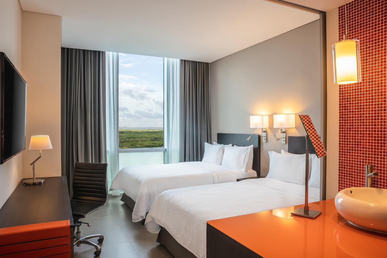 Fiesta Inn Cancun Las Americas Luaran gambar